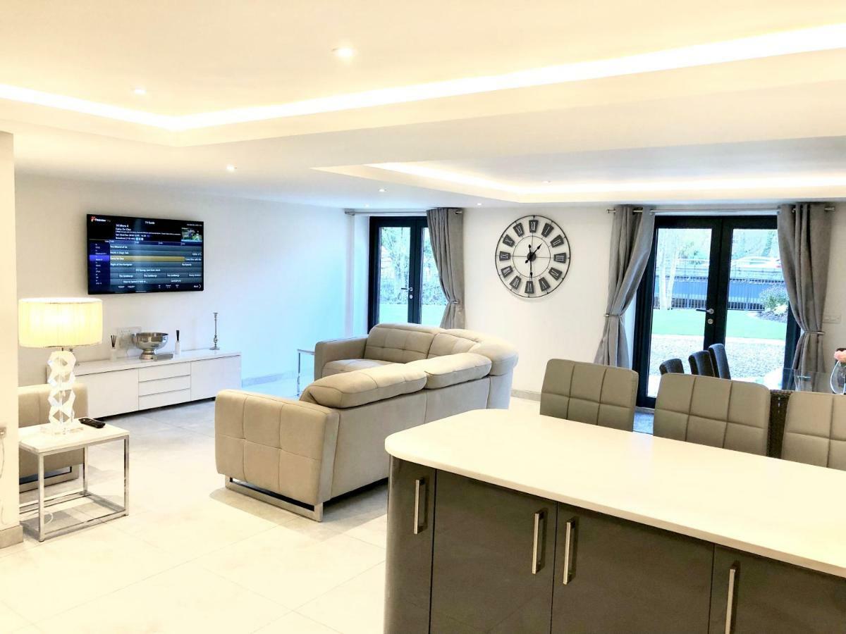 Millstream Mews Apartment เบคเวลล์ ภายนอก รูปภาพ