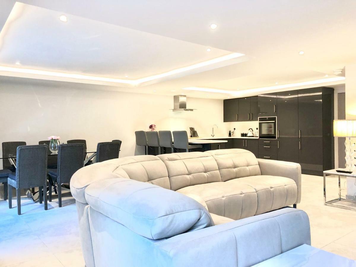 Millstream Mews Apartment เบคเวลล์ ภายนอก รูปภาพ