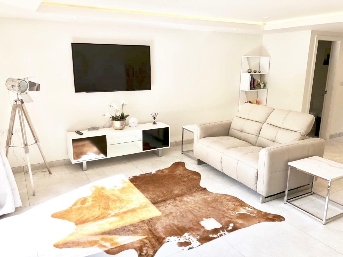 Millstream Mews Apartment เบคเวลล์ ภายนอก รูปภาพ