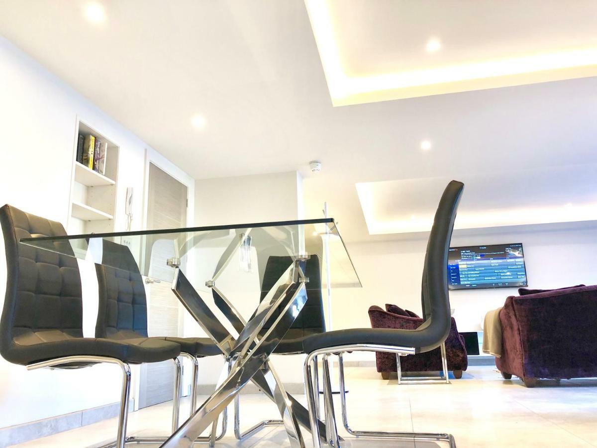 Millstream Mews Apartment เบคเวลล์ ภายนอก รูปภาพ