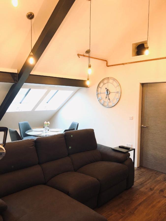 Millstream Mews Apartment เบคเวลล์ ภายนอก รูปภาพ